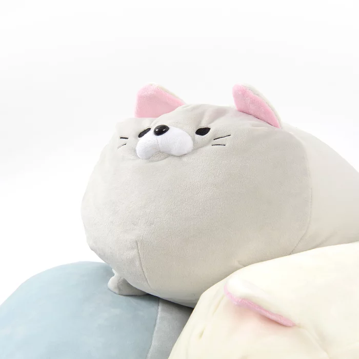 Goroneko Summit Cat Plush Cushions - Image 11