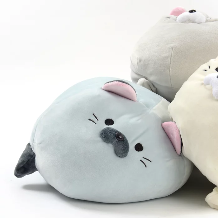 Goroneko Summit Cat Plush Cushions - Image 9