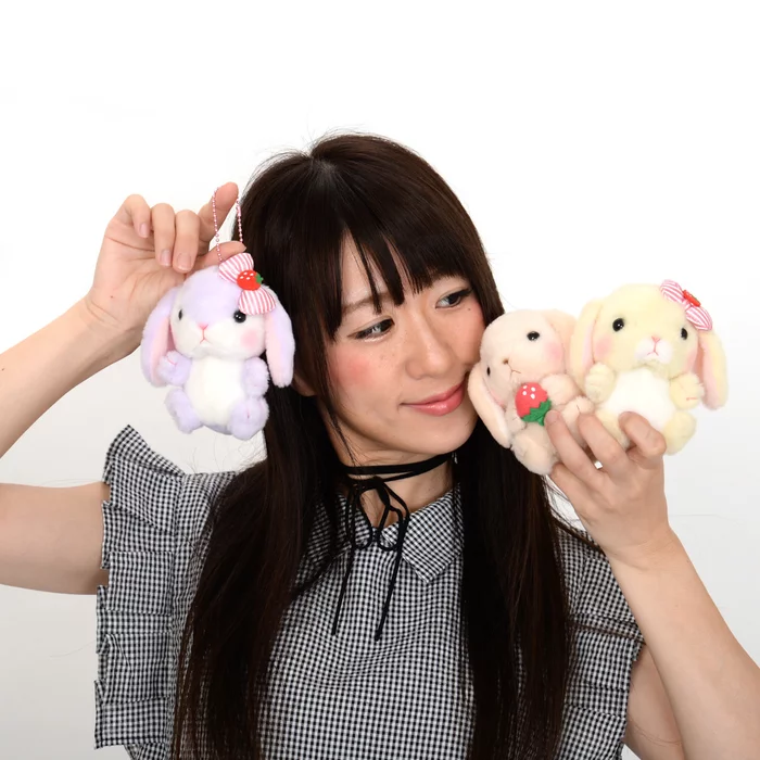 Amuse Pote Usa Loppy Strawberry Plush Collection (Ball Chain) - Image 24