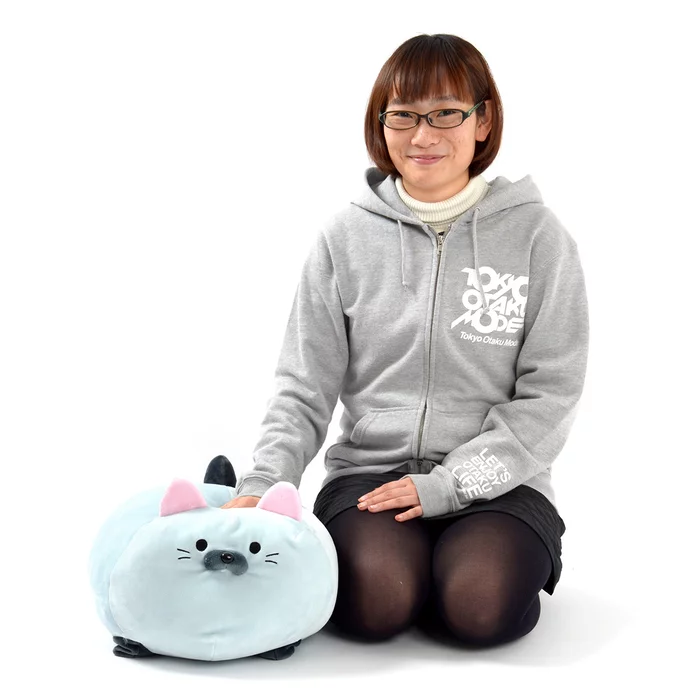 Goroneko Summit Cat Plush Cushions - Image 15