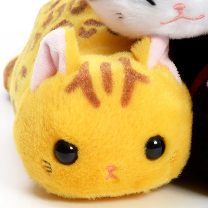 Amuse Tsuchineko Higebukuro Cat Plush Pouch Collection - Image 8